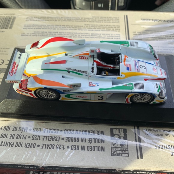 Minichamps 1/43 Audi R8, Lemans 24 Hr. 2001, - Picture 2 of 9